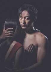 想被拥抱的12个女人 想被拥抱的12个女人